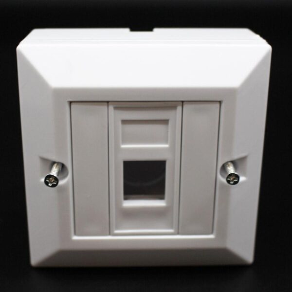 קופסאת פלסטיק RJ-45 Plastic box Cat5